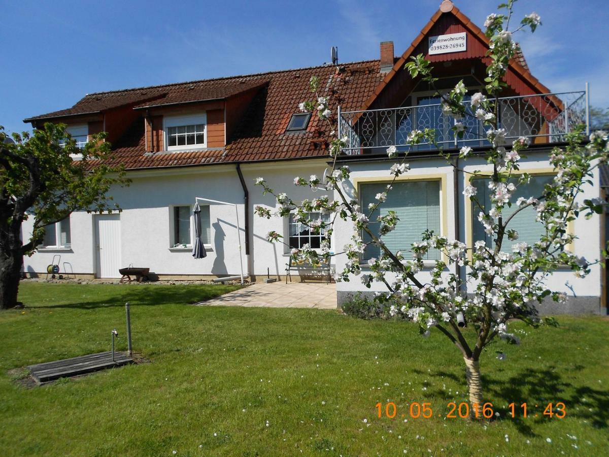 Ferienwohnungen Am Plaetlinsee Wustrow  Экстерьер фото